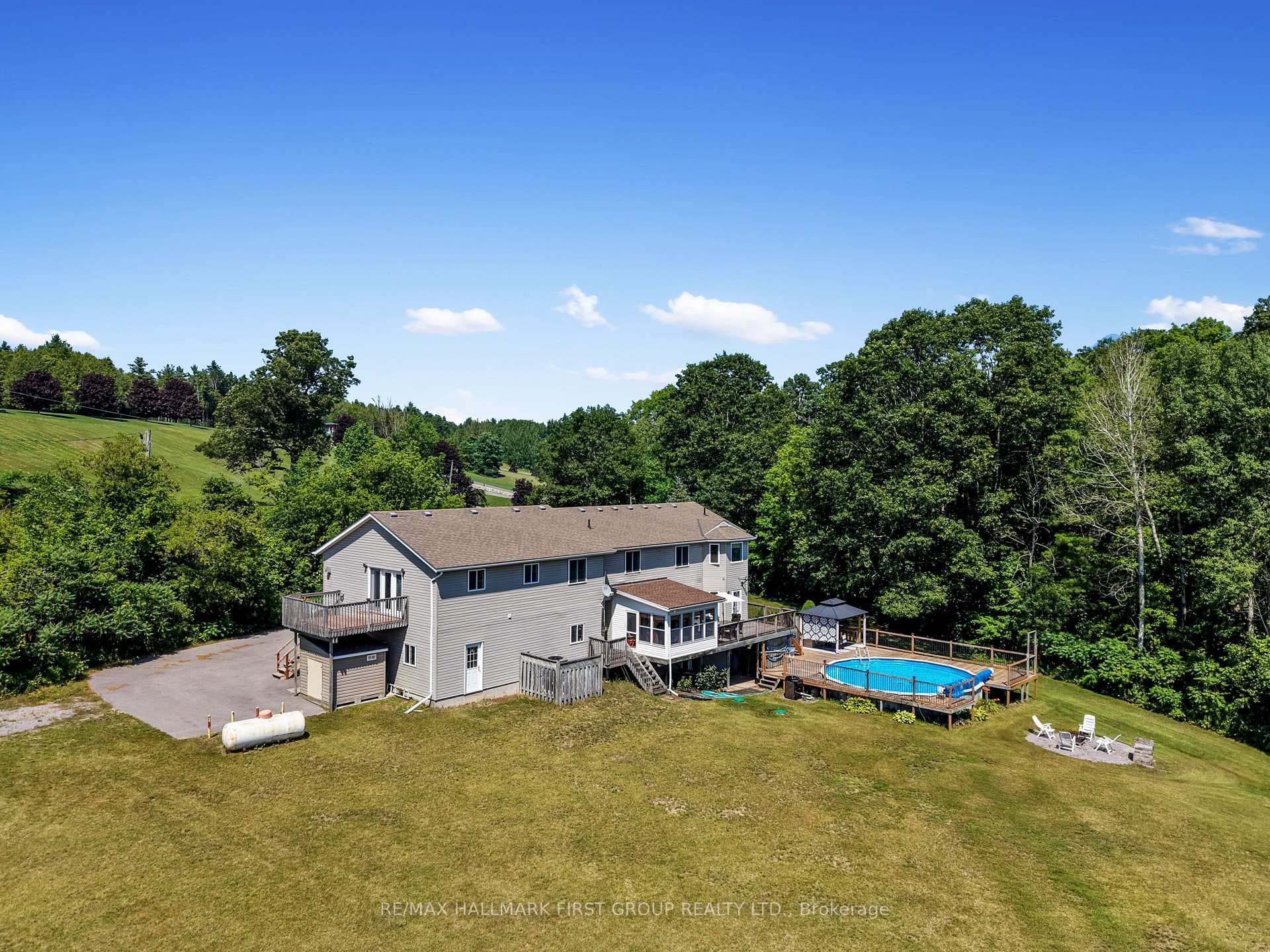 763 Dudley Road photo 47