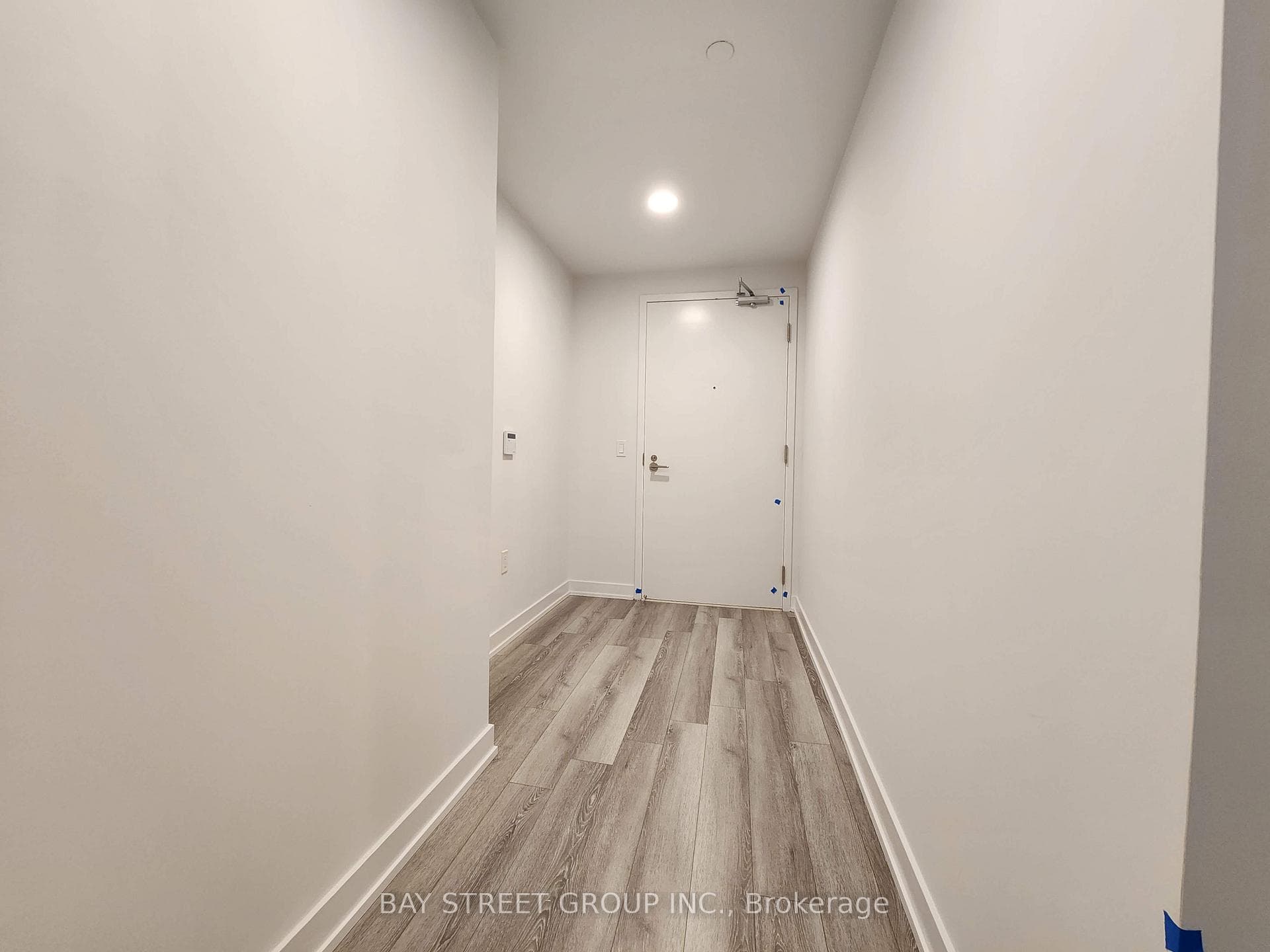 230 Simcoe Street Unit 2013 photo 2