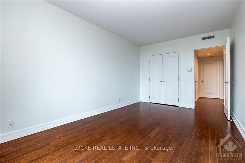 3580 RIVERGATE Way Unit 405 photo 19