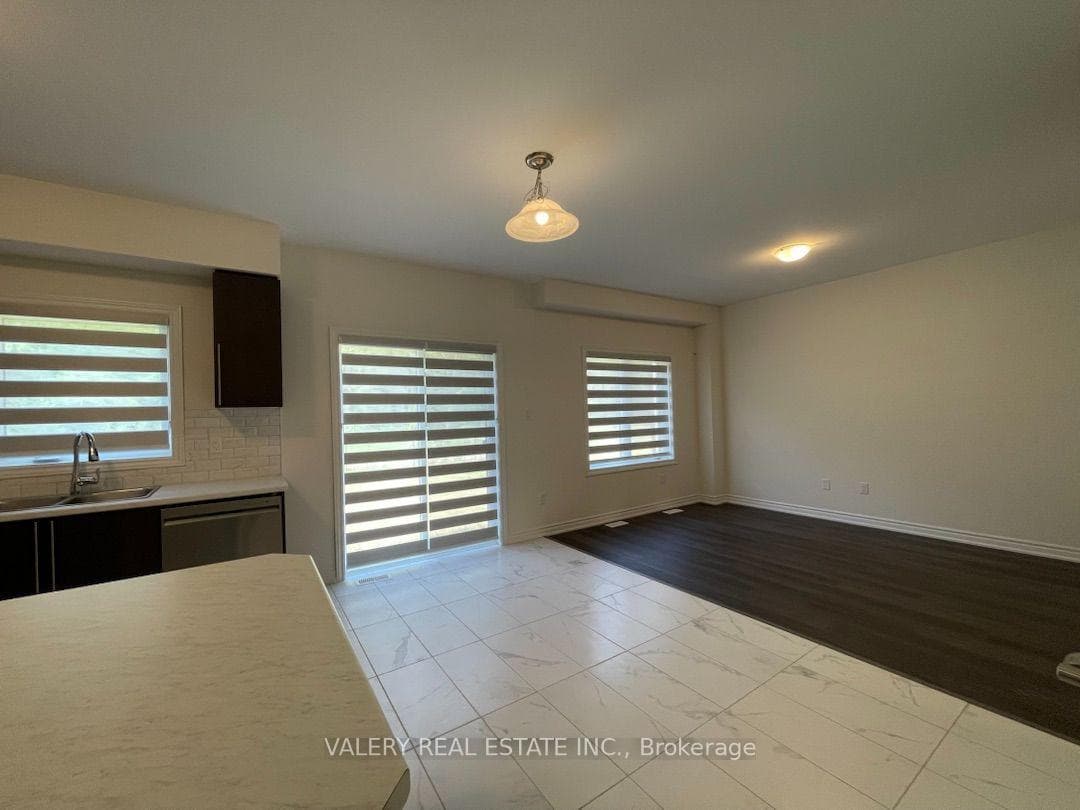 27 Mckernan Ave Avenue photo 22