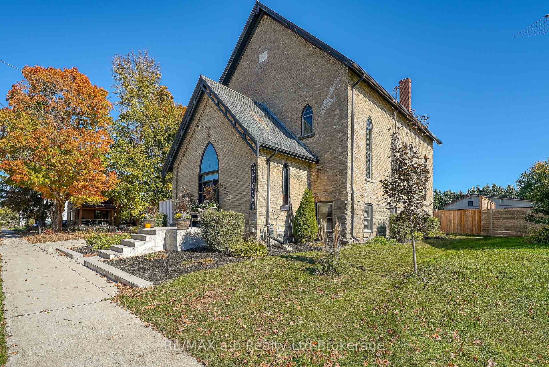 5924 Putnam Road photo 34