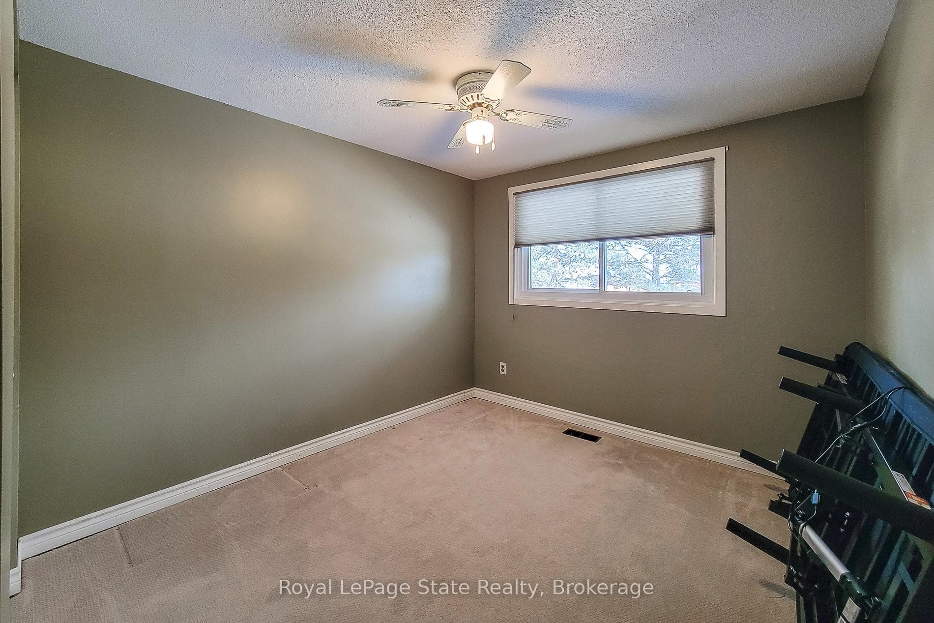 151 Gateshead Crescent Unit 65 photo 41