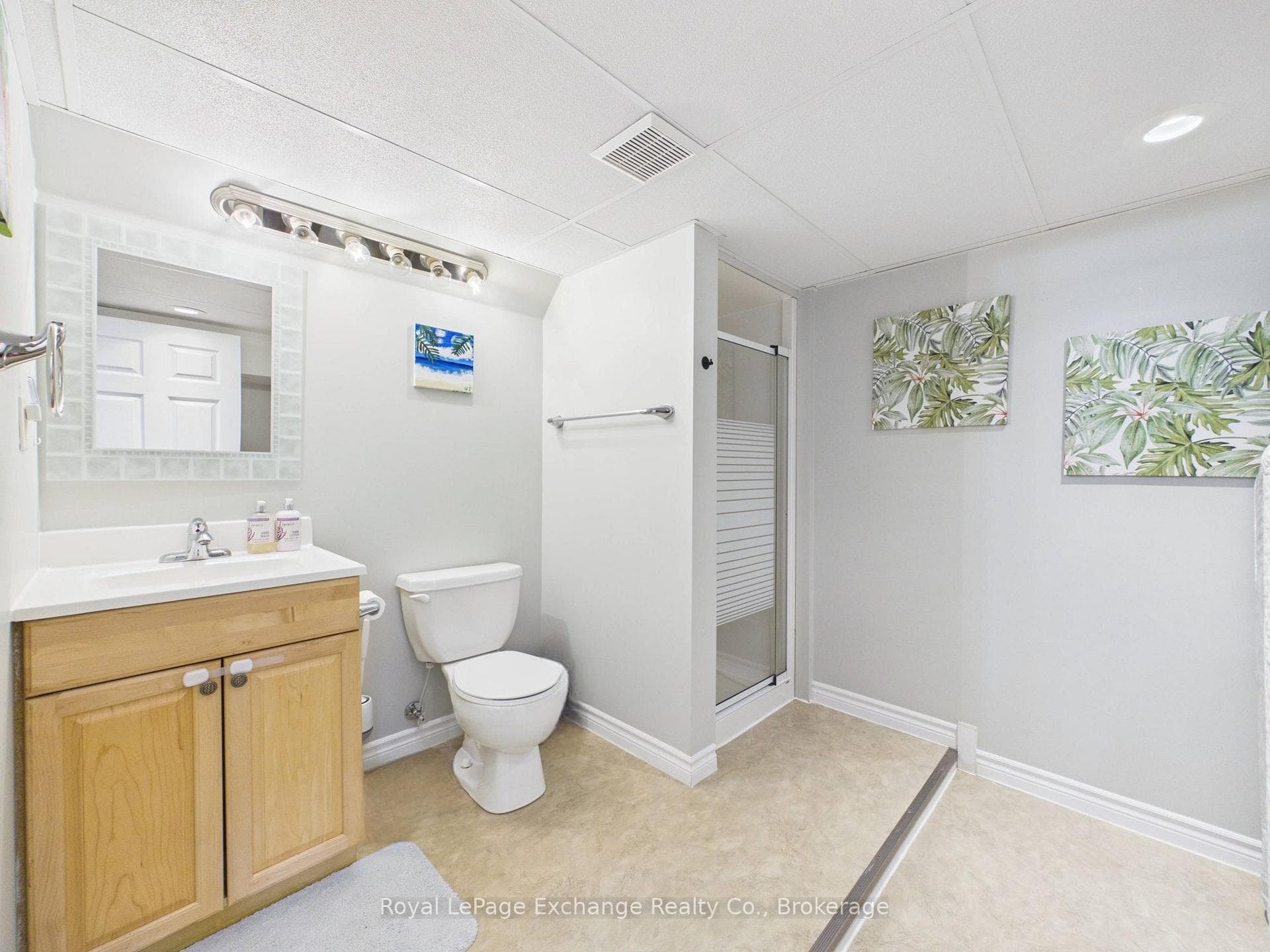3-piece bathroom