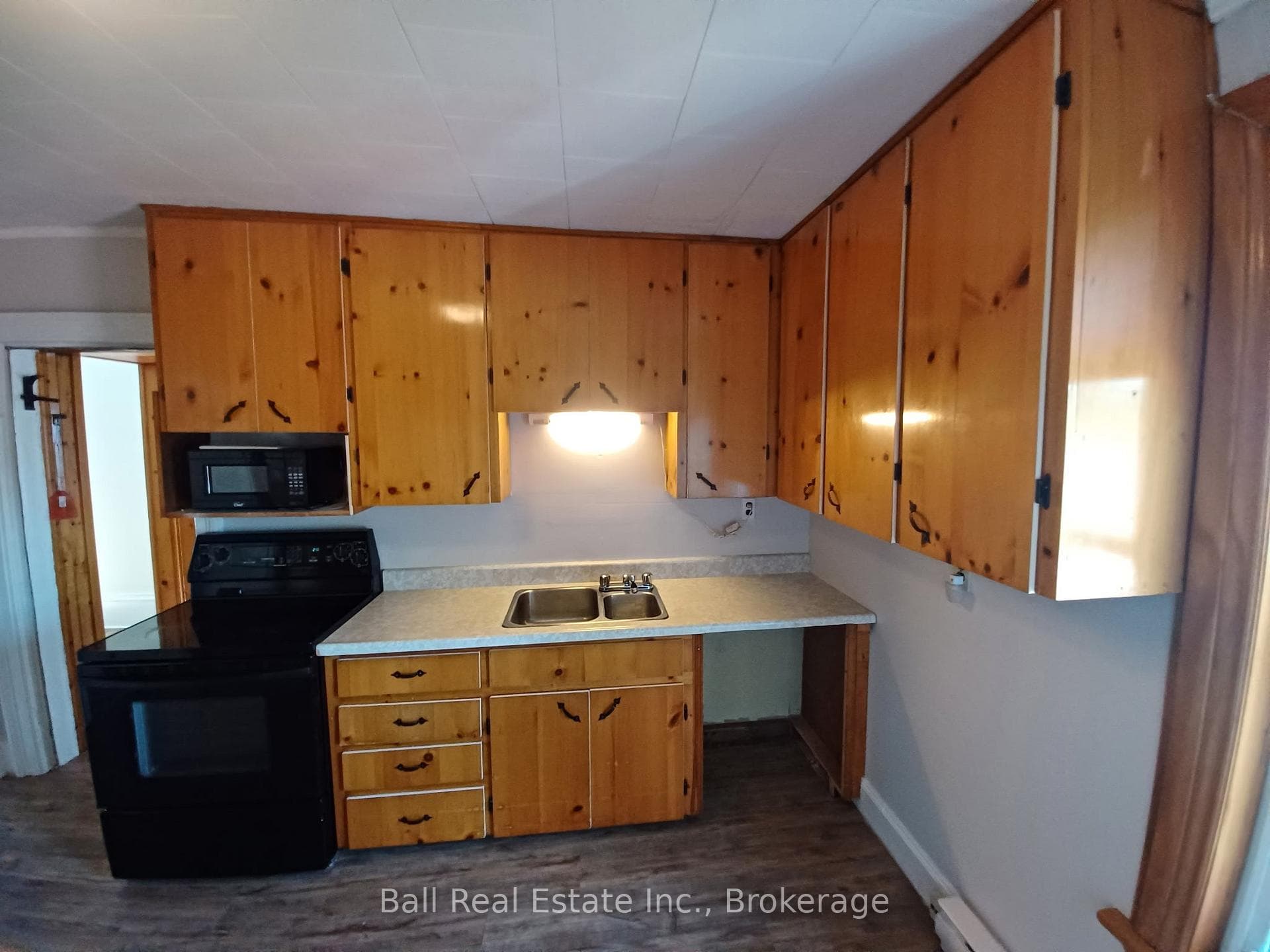 124 Front Street Unit A & B photo 14