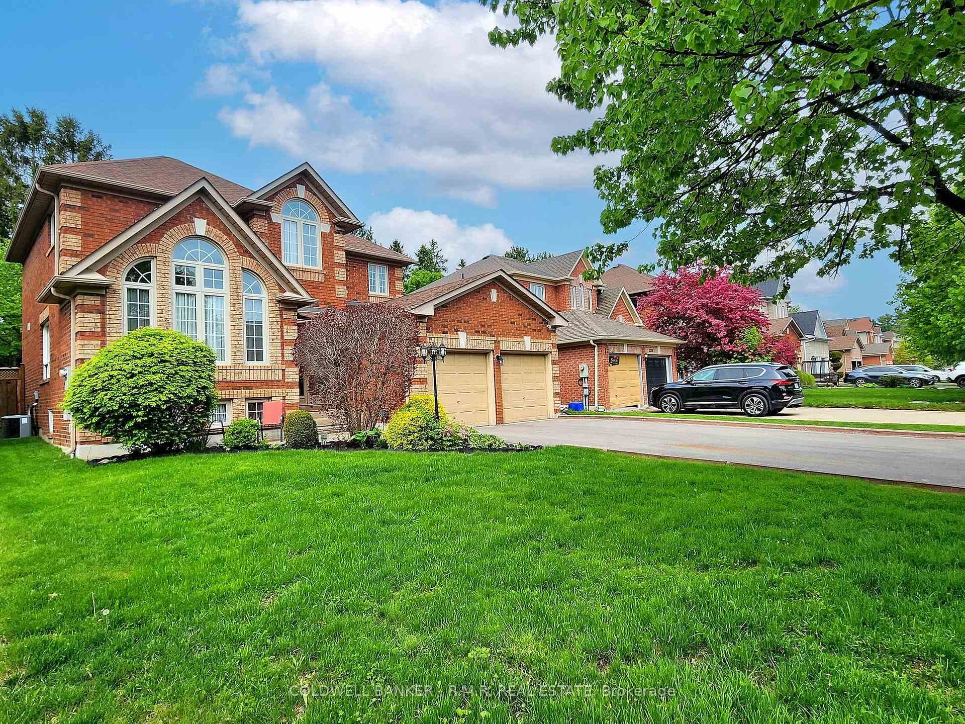 2334 Meriadoc Drive photo 1