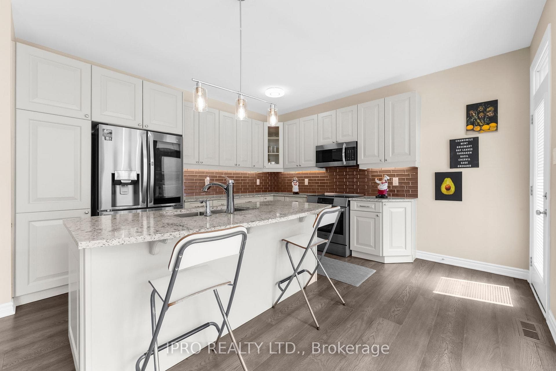 506 alcor Terrace photo 16