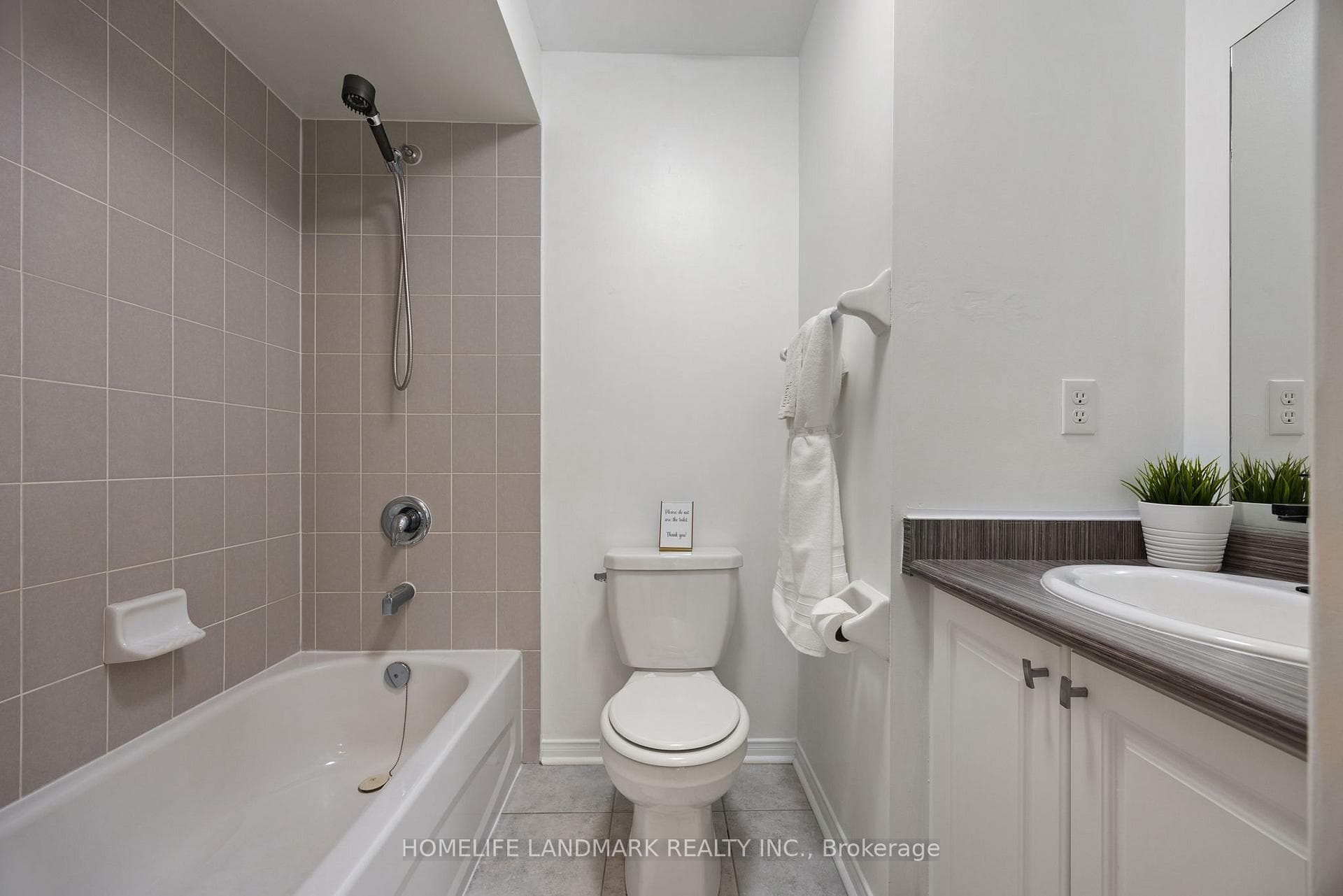 Master Washroom (Ensuite)