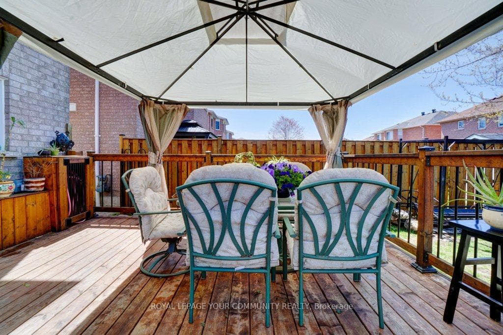 27 Hubert Corless Drive photo 35