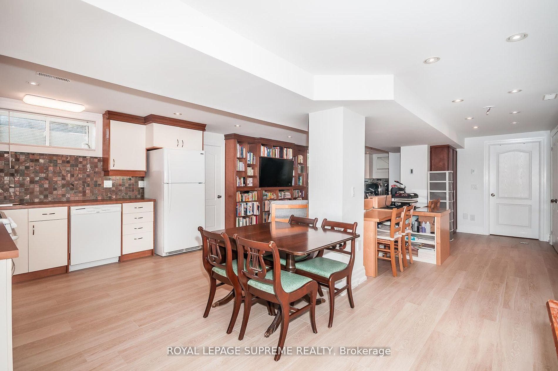 32 Cartwright Avenue photo 34