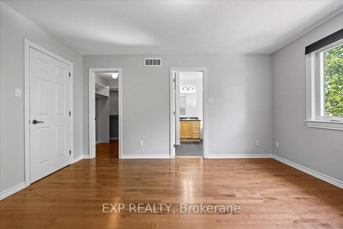 264 Bradwell Way photo 24