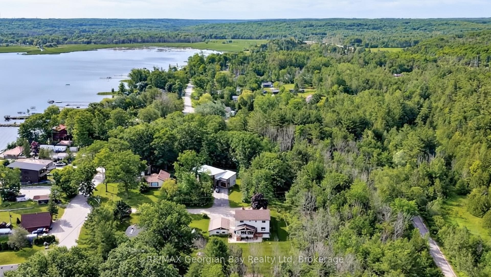 4 Moore Avenue photo 41