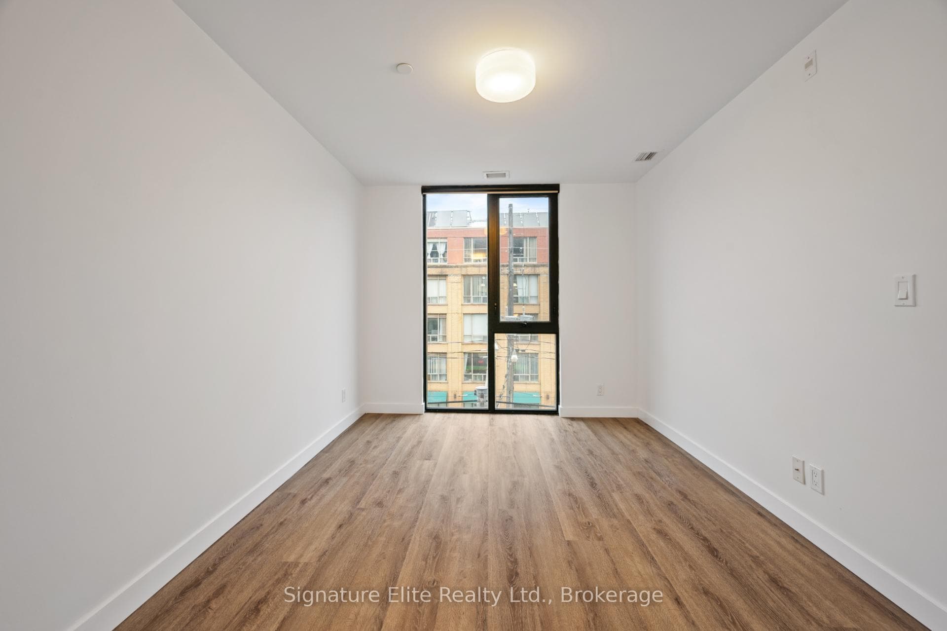 1075 Queen Street Unit 306 photo 7
