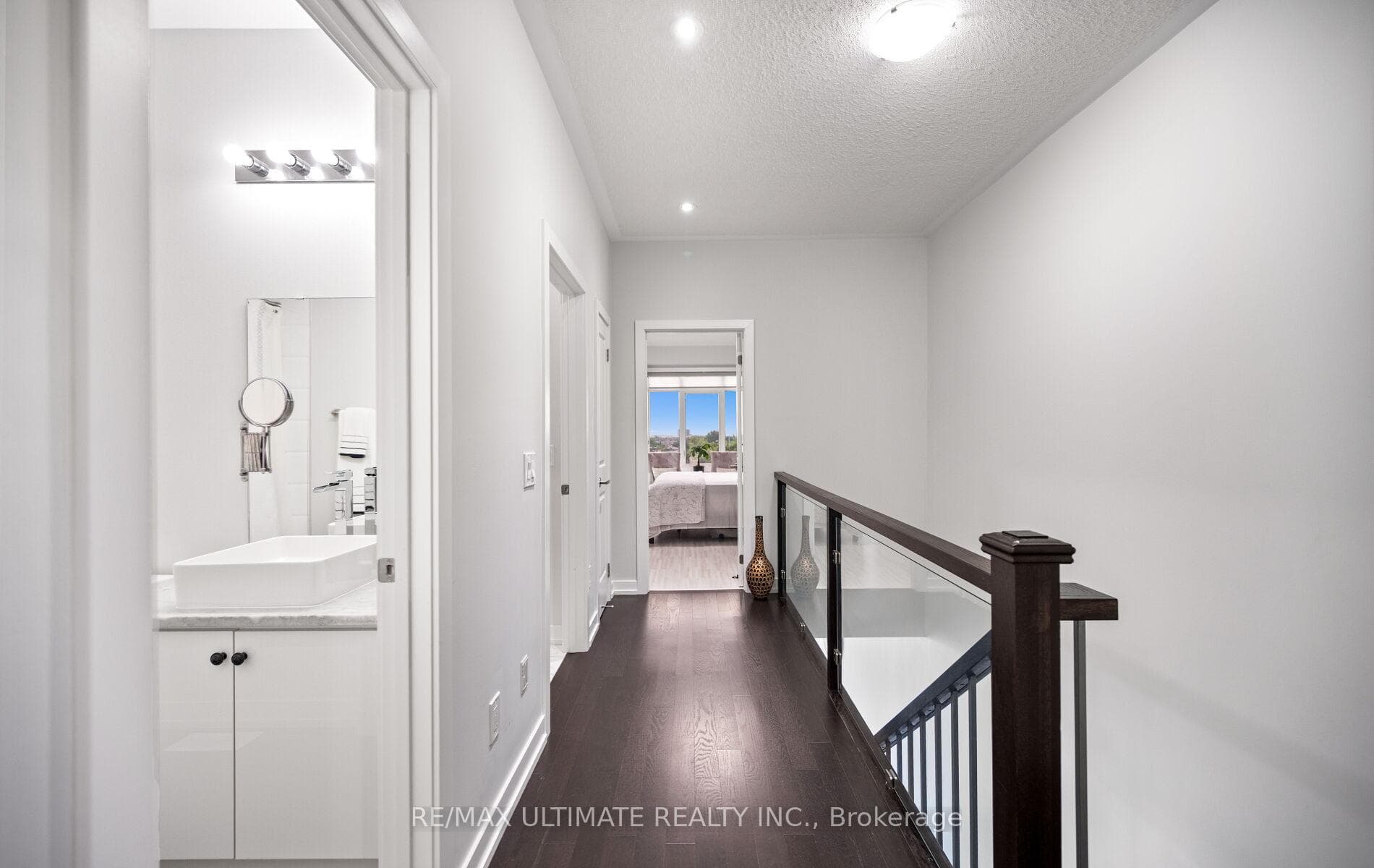 3rd floor landing