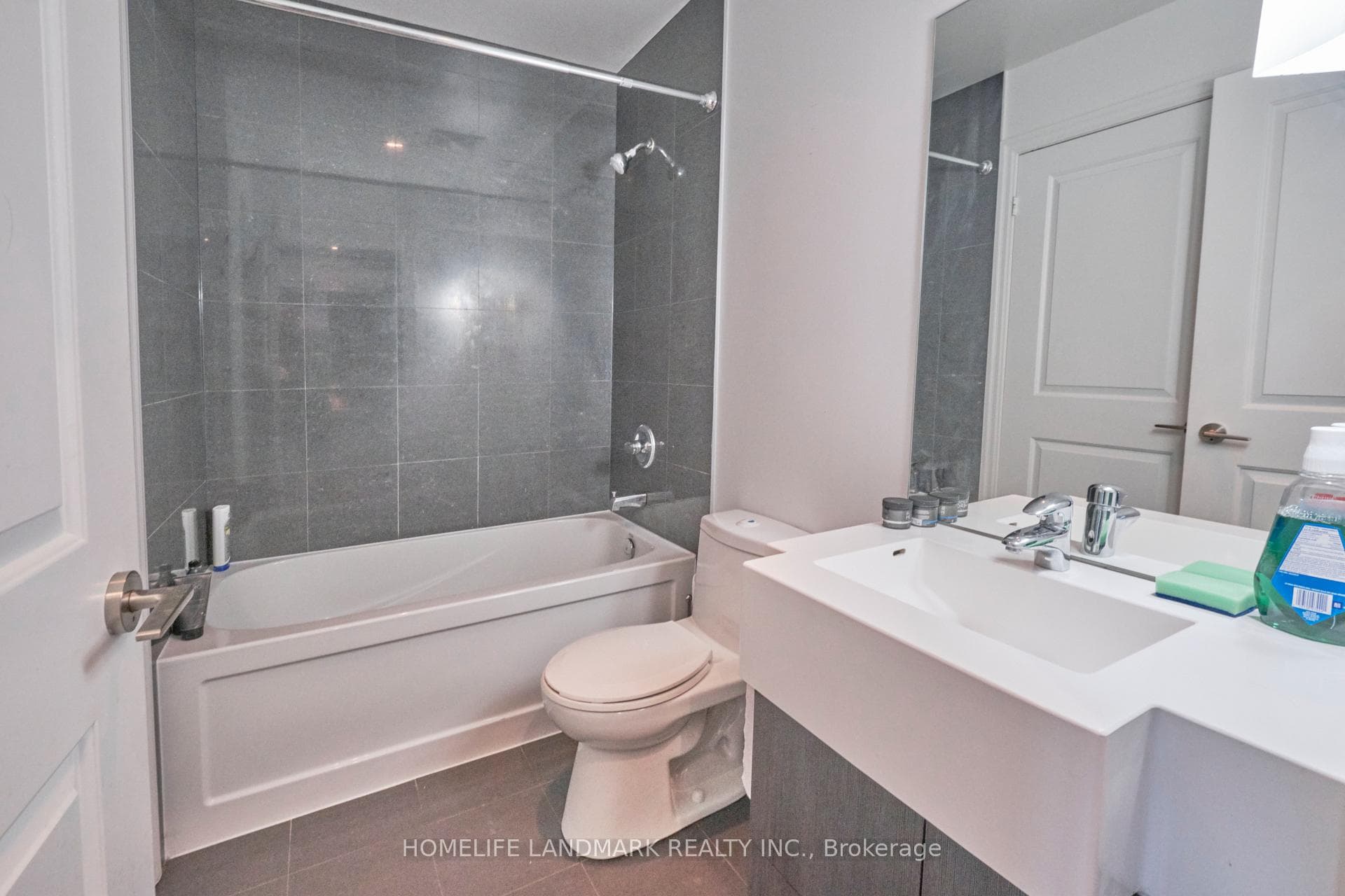 8 The Esplanade N/A Unit 2910 photo 16