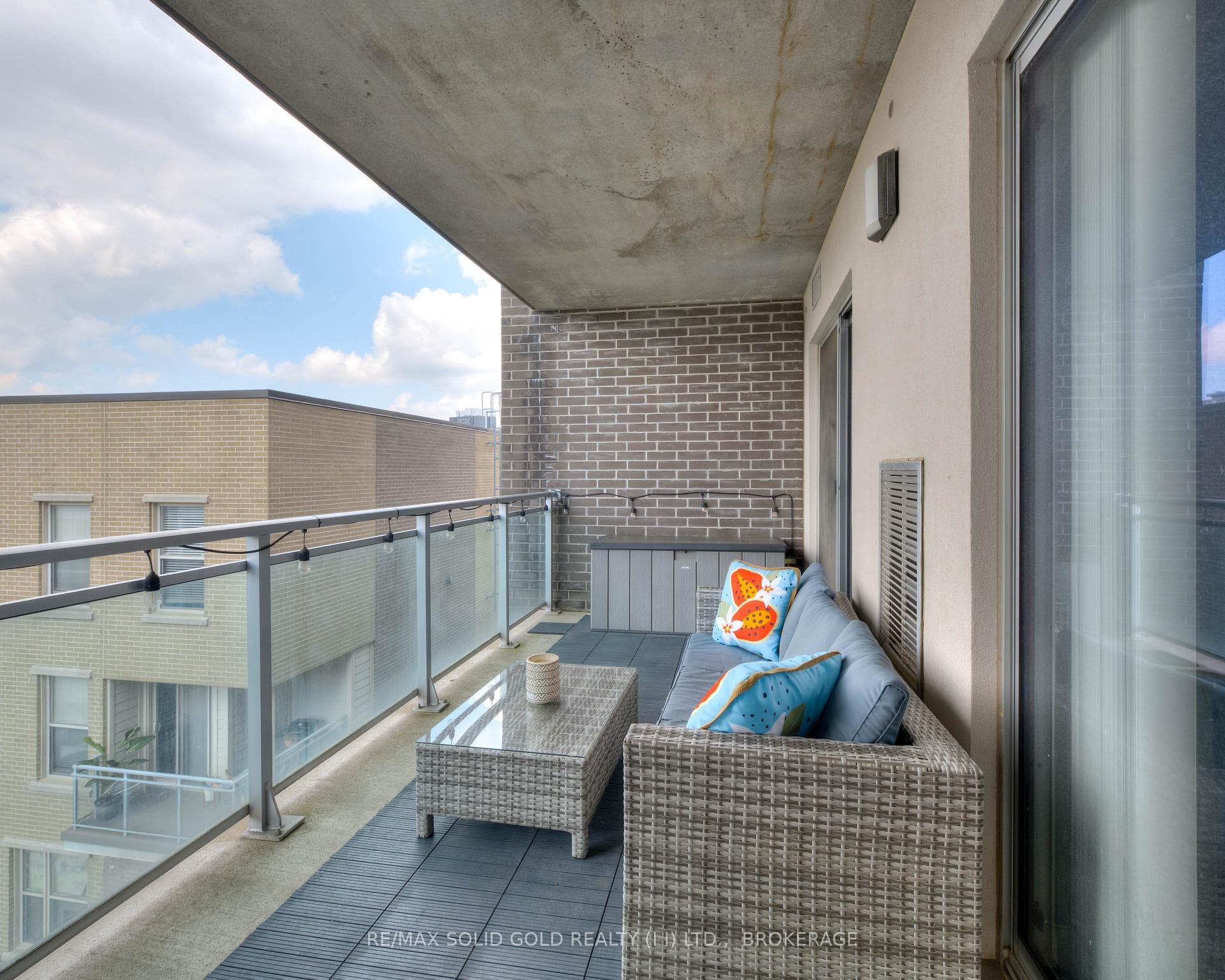 62 BALSAM Street Unit B407 photo 28