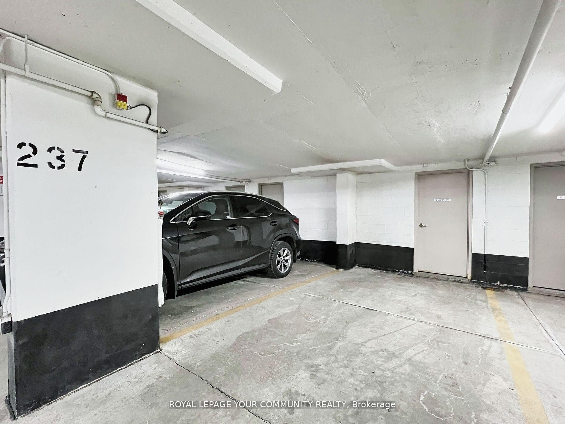 9608 Yonge Street Unit 1202A photo 28