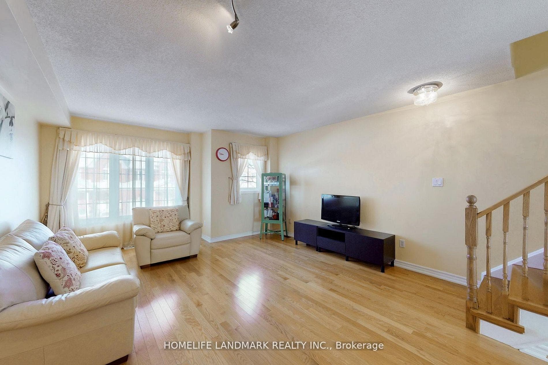 323 Caboto Trail photo 9
