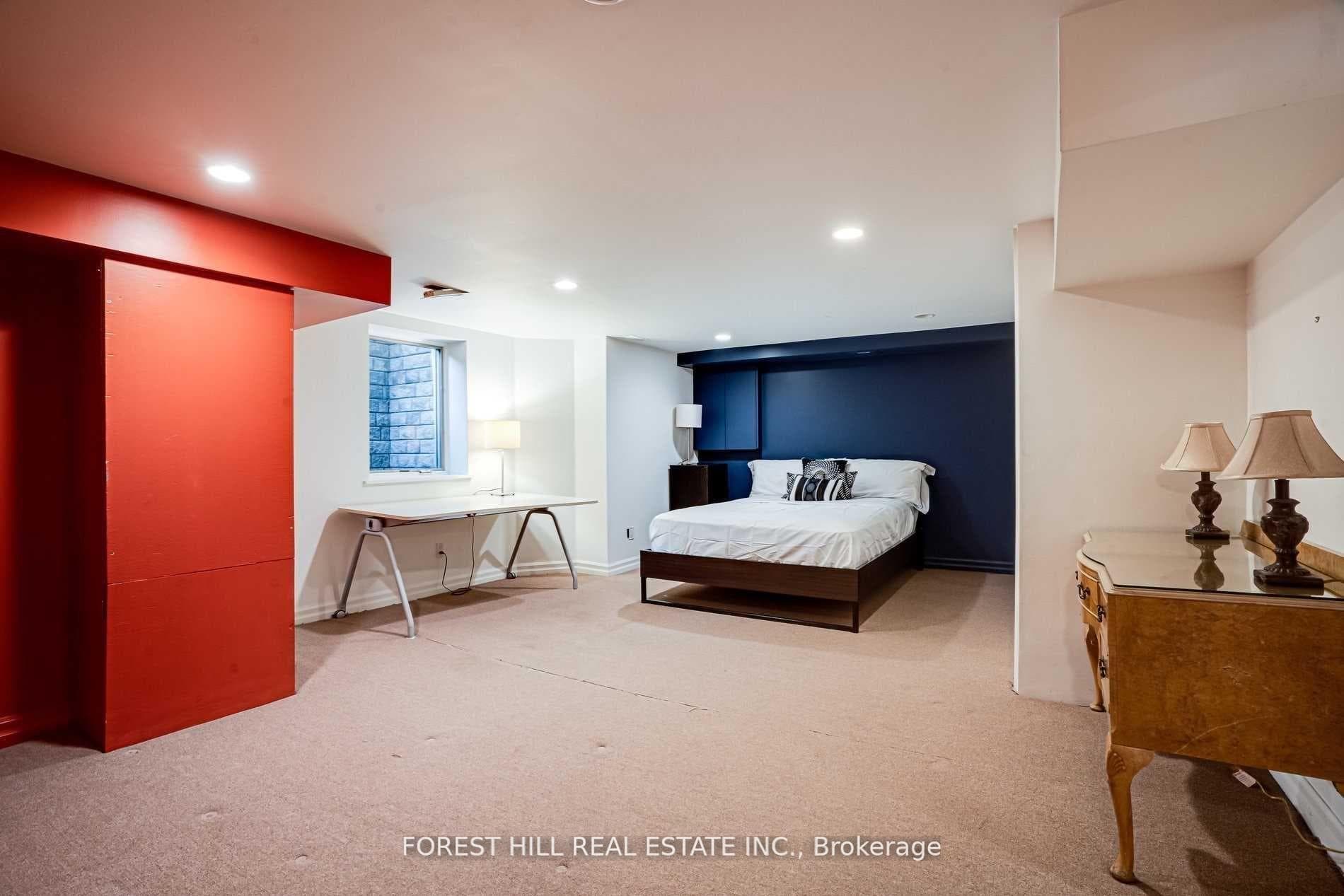 9 Coulson Avenue Unit Lower photo 16