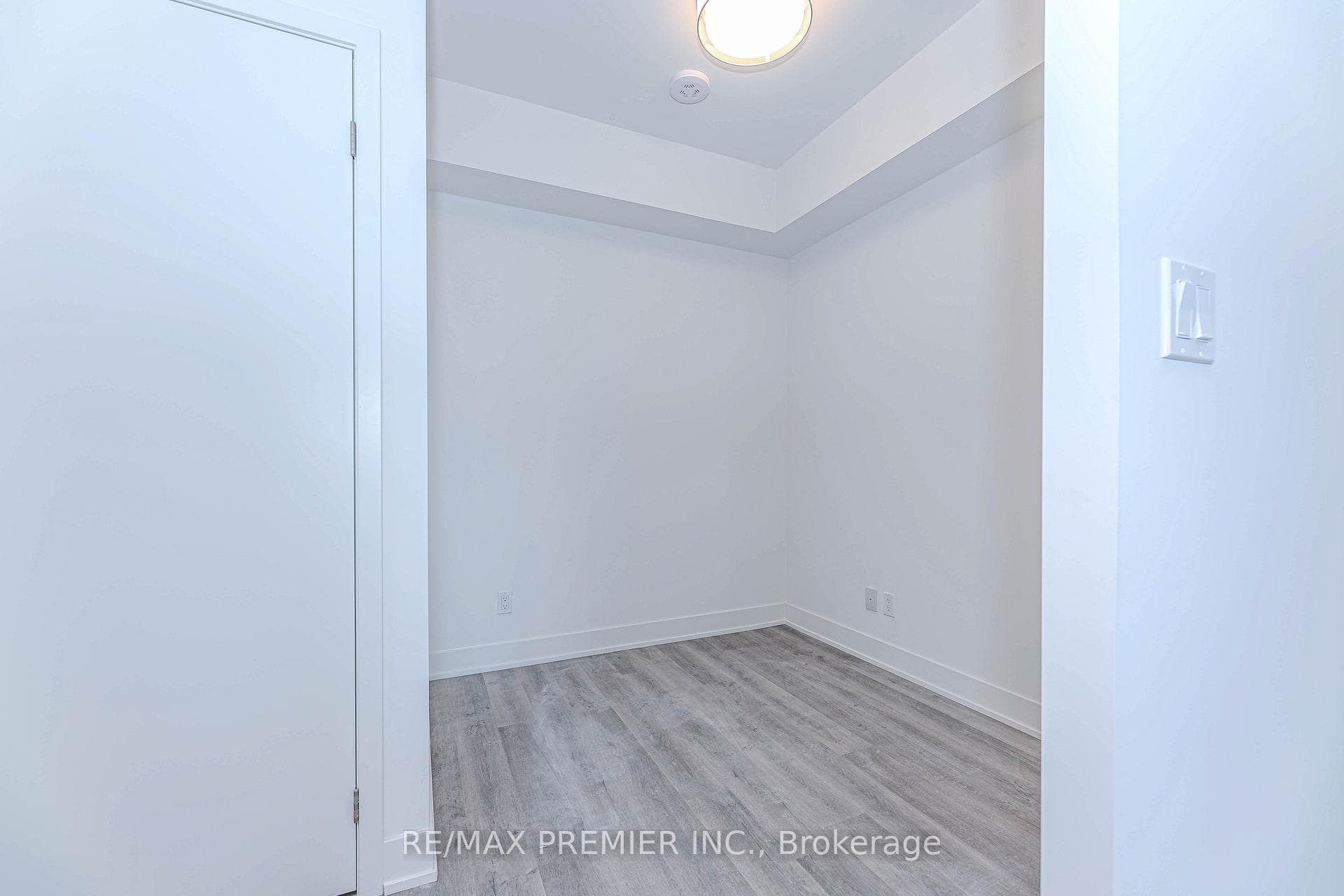 56 Andre De Grasse Street Unit 2111 photo 17