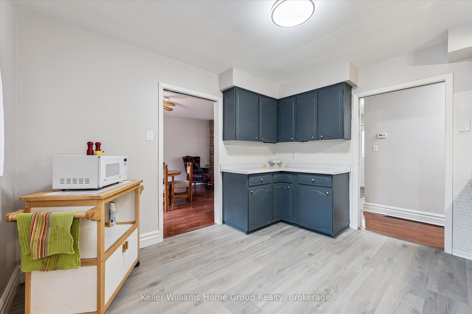 16 Eleanor Court photo 16