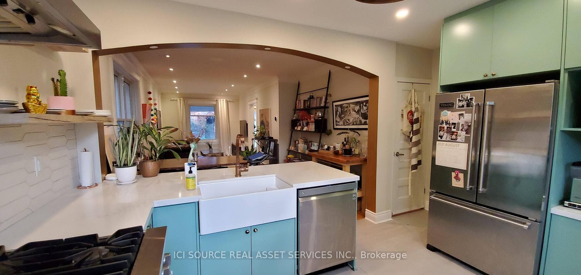 606 Gladstone Avenue photo 3