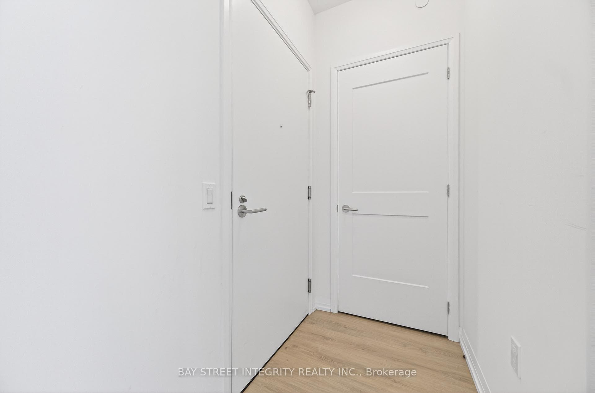 50 Dunfield Avenue Unit 1720 photo 5