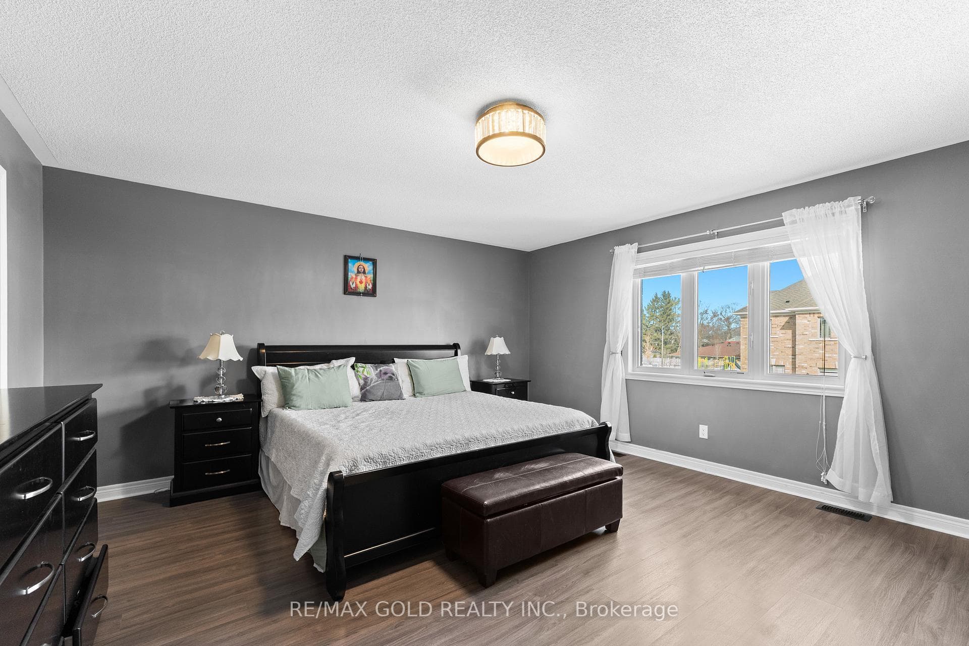 78 Weaver Terrace photo 31