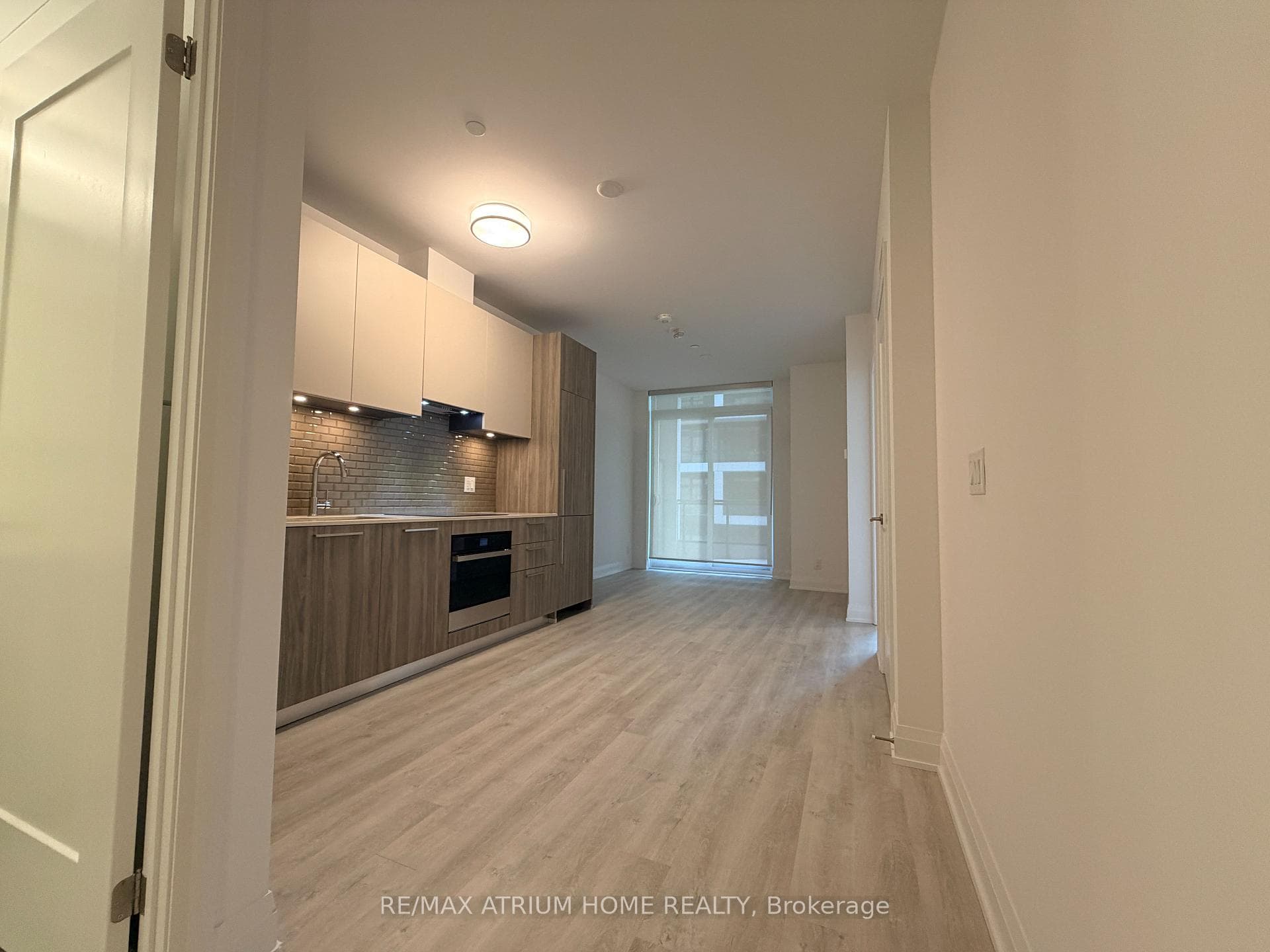 65 Broadway Avenue Unit 1902 photo 3