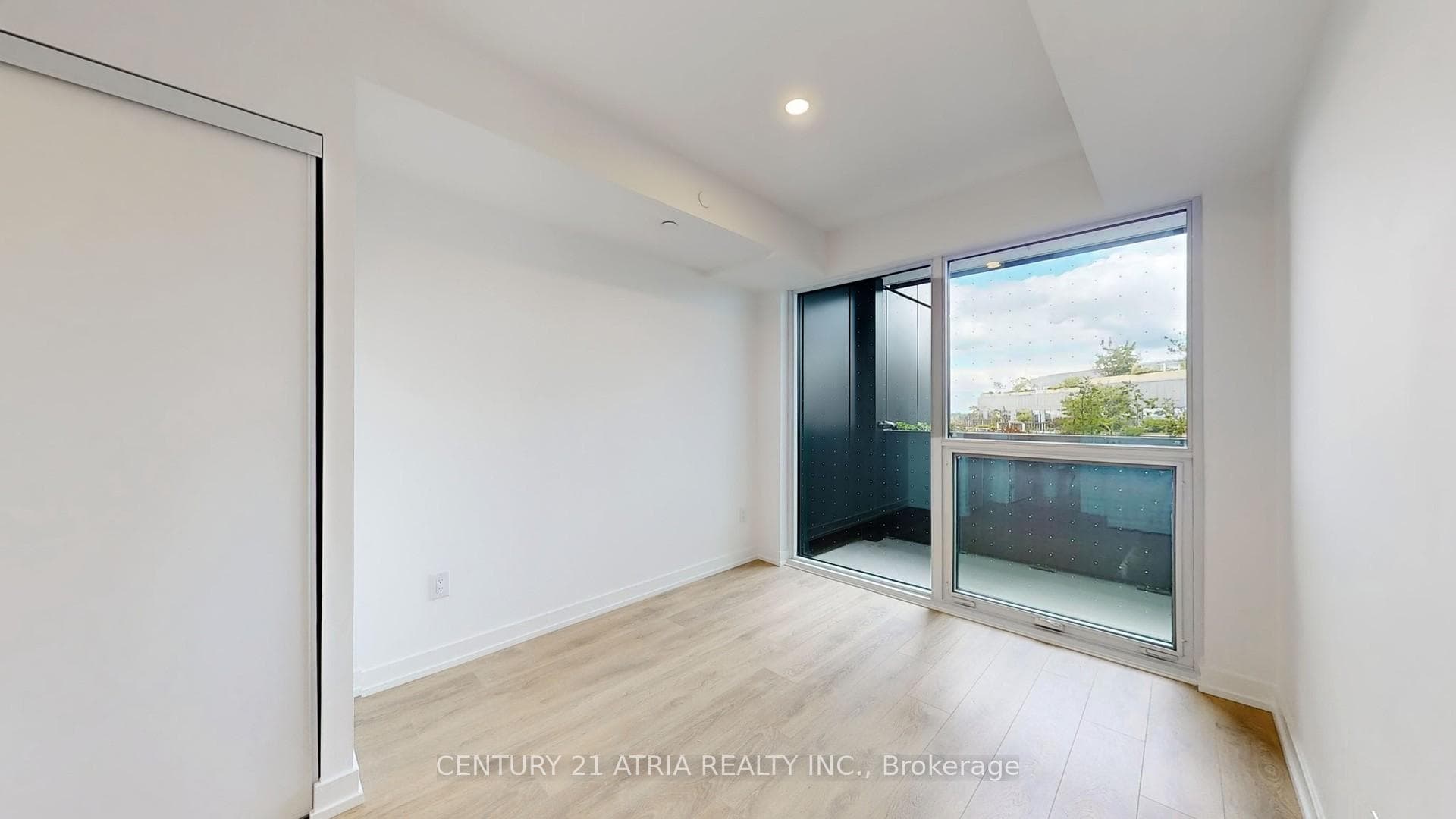 1100 sheppard Avenue Unit 602 photo 19