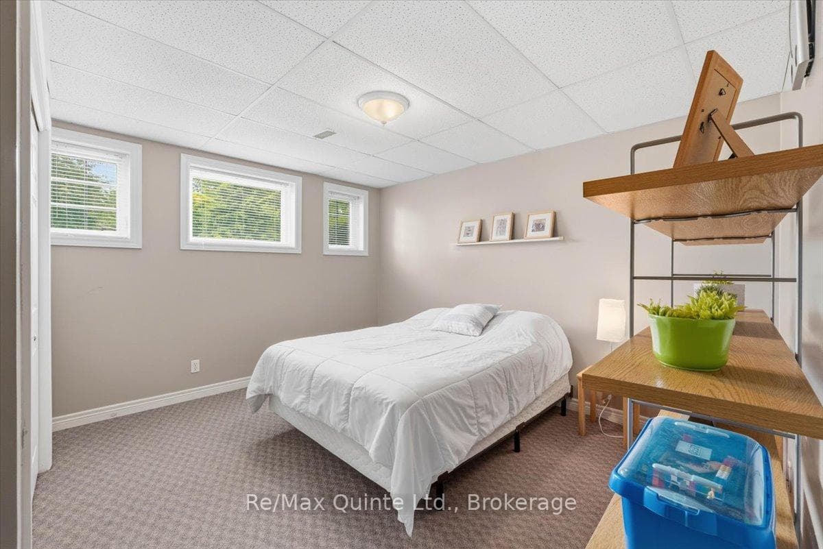 219 Helyer Road photo 20