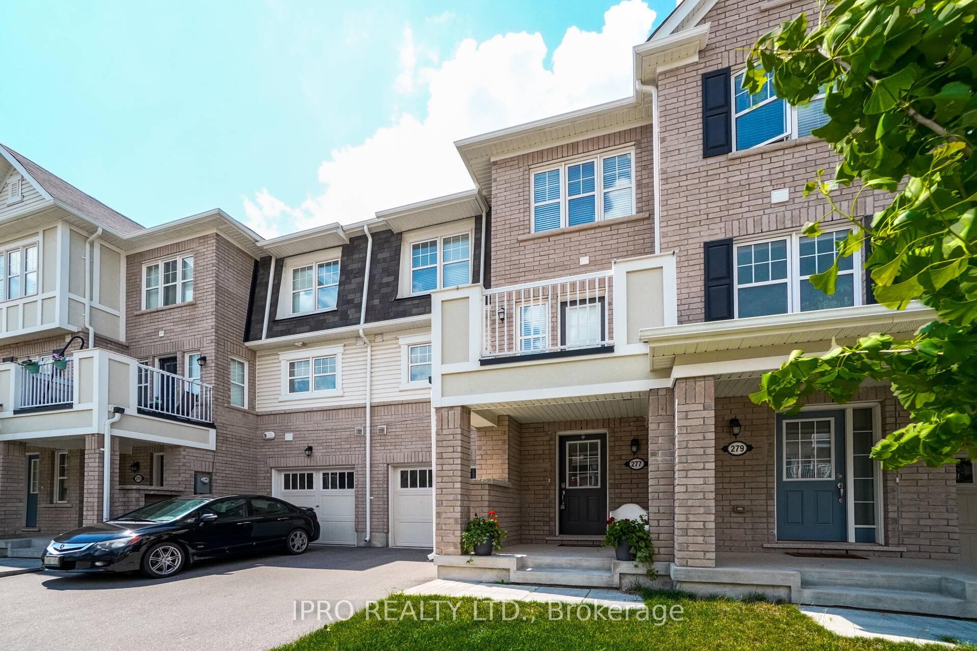 277 Casson Point photo 2