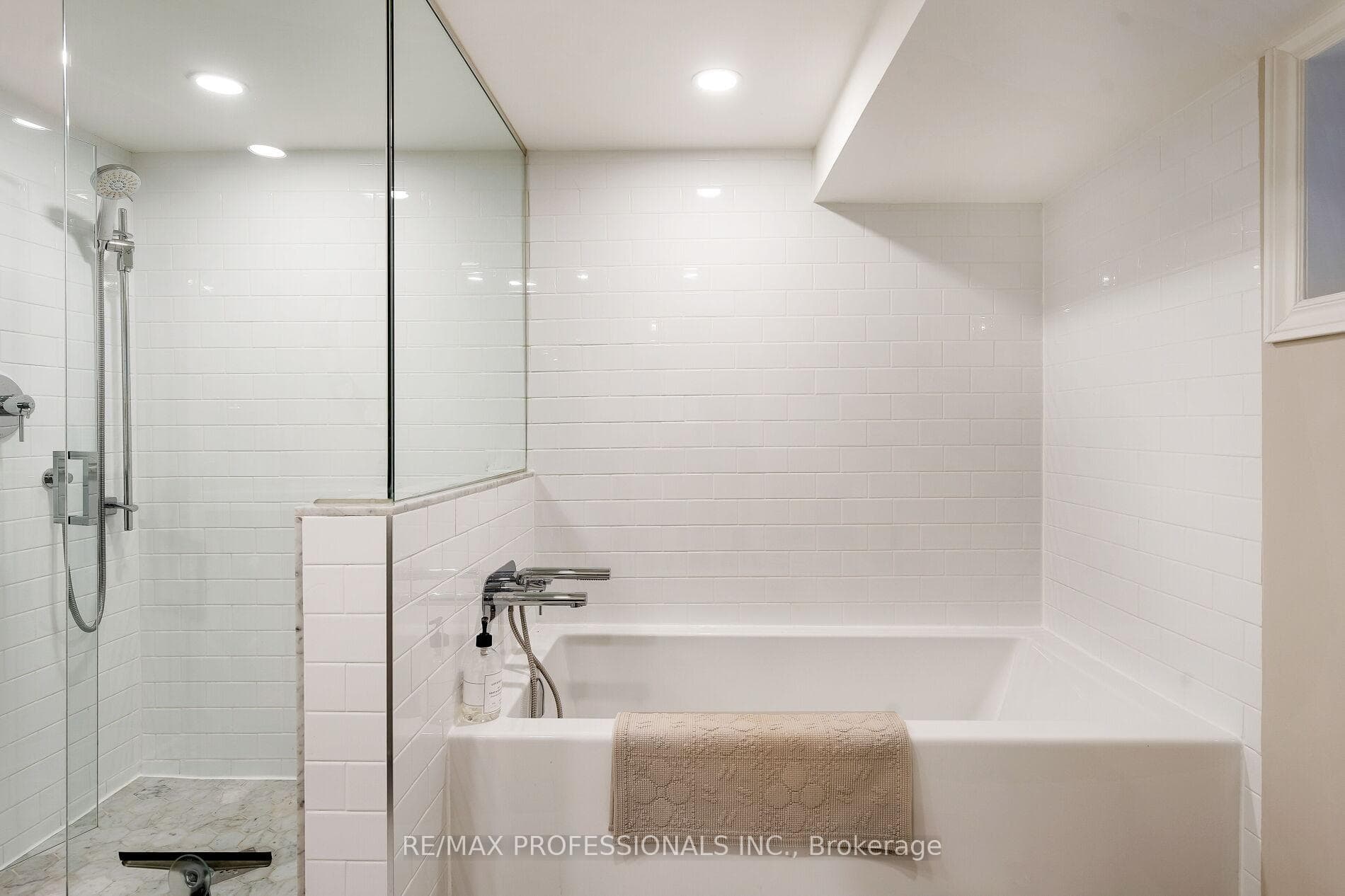 79 Fern Avenue photo 42