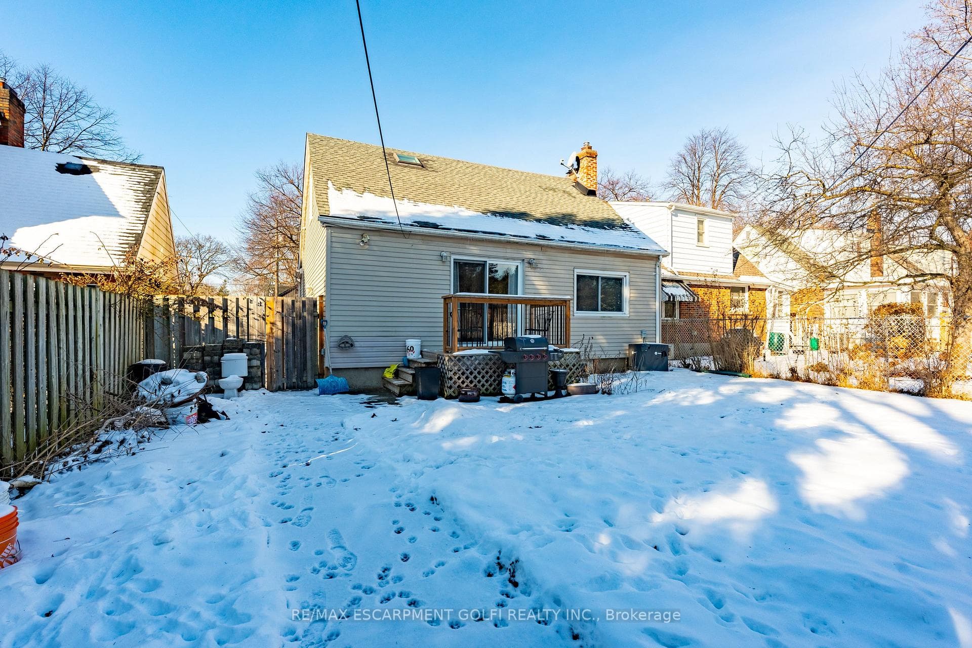 20 Cameron Road photo 21