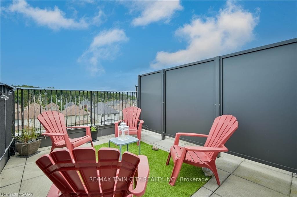 107 Westra Drive Unit 27 photo 30