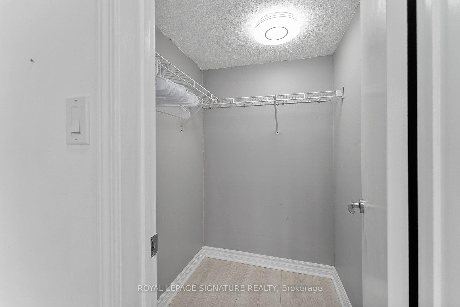 22 Laidlaw Street Unit 1207 photo 23