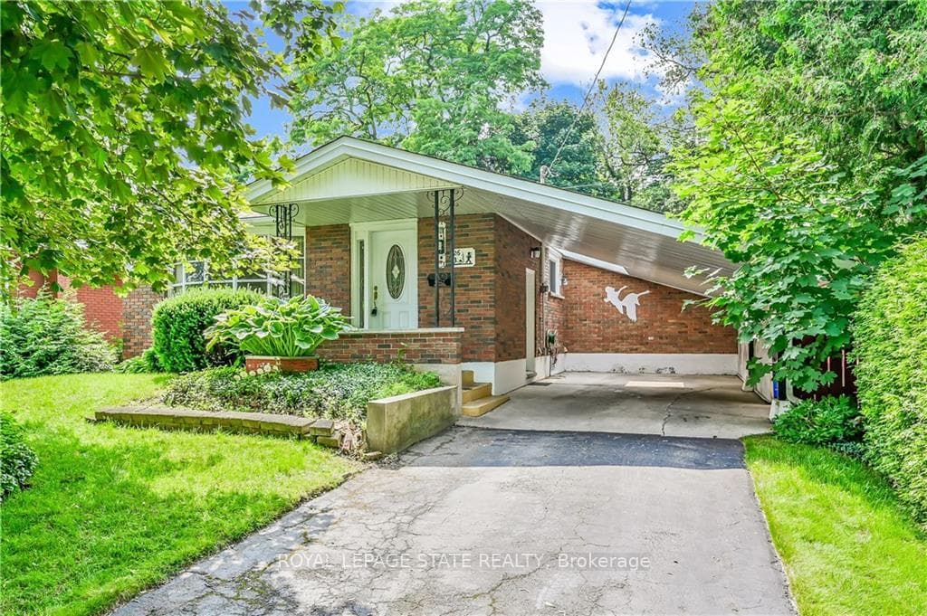 26 Helen Street photo 1