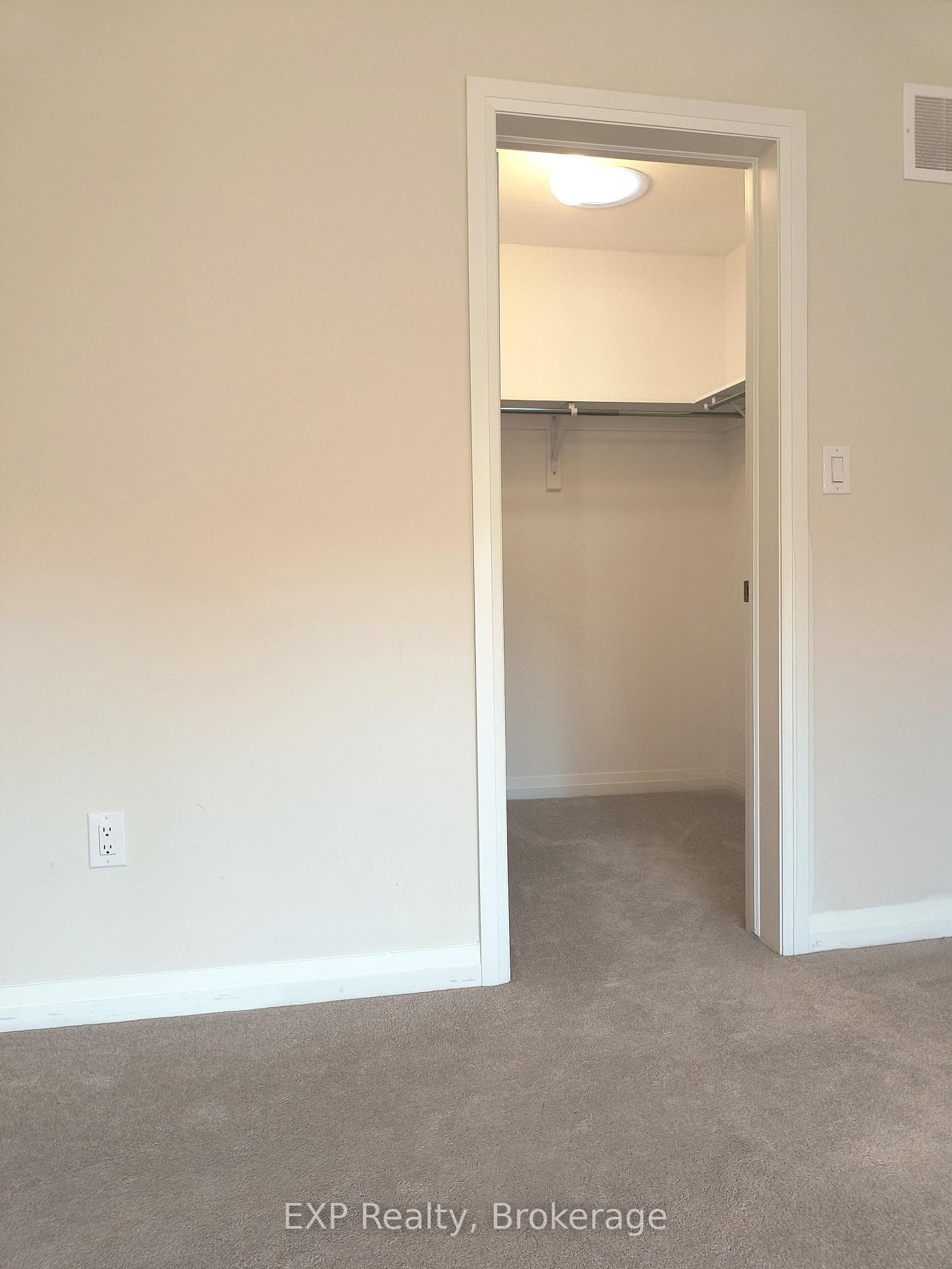 116 Bur Oak Drive photo 14