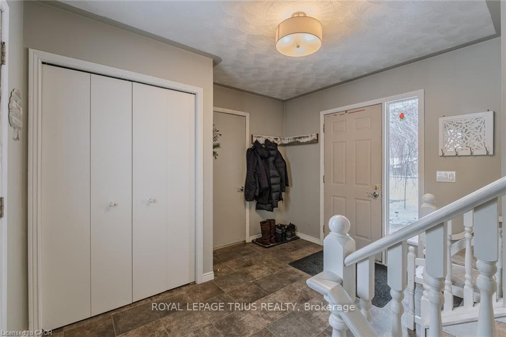 13 Ridgeway Avenue photo 5