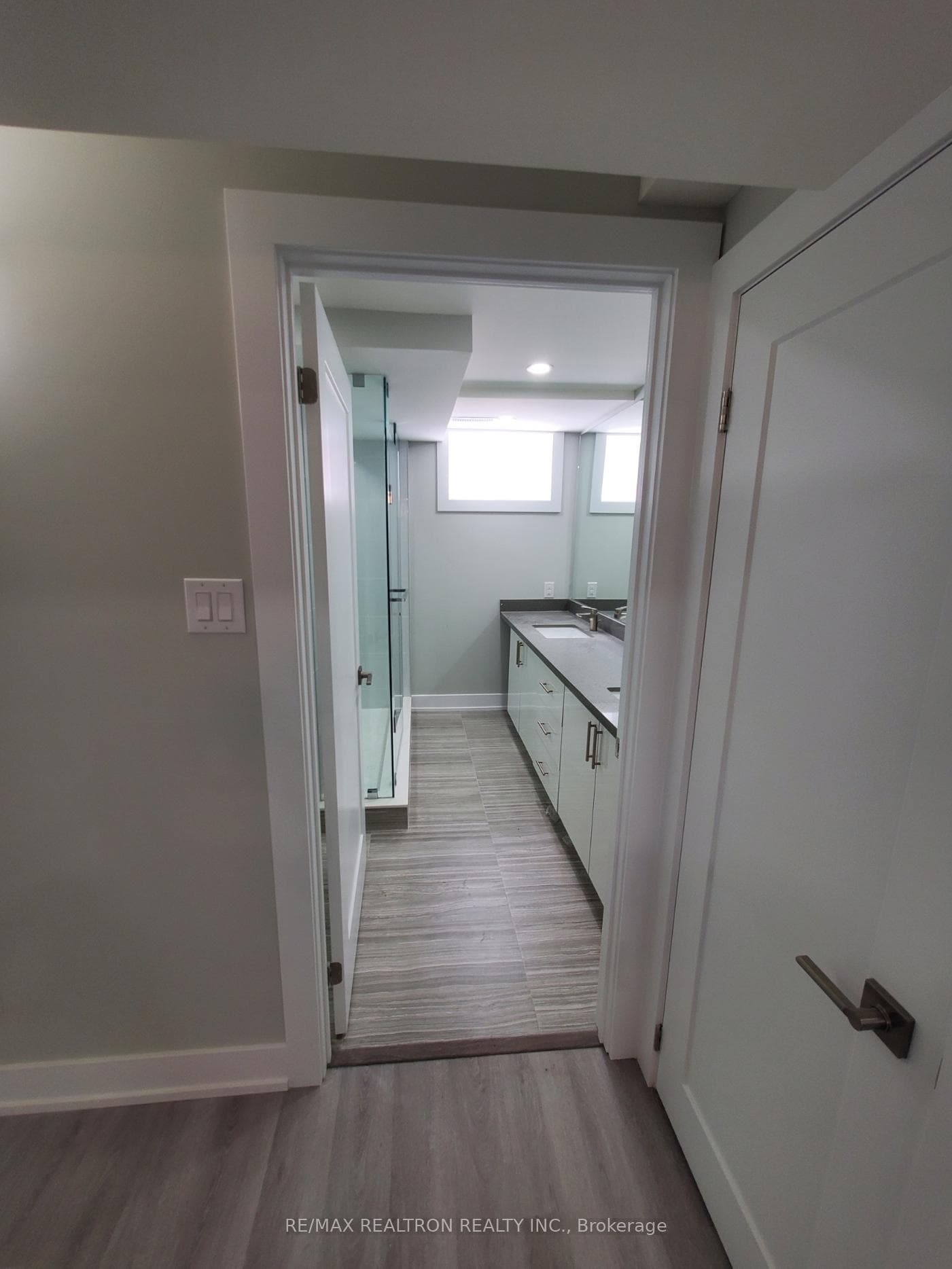 10 Hove Street Unit 2 photo 8