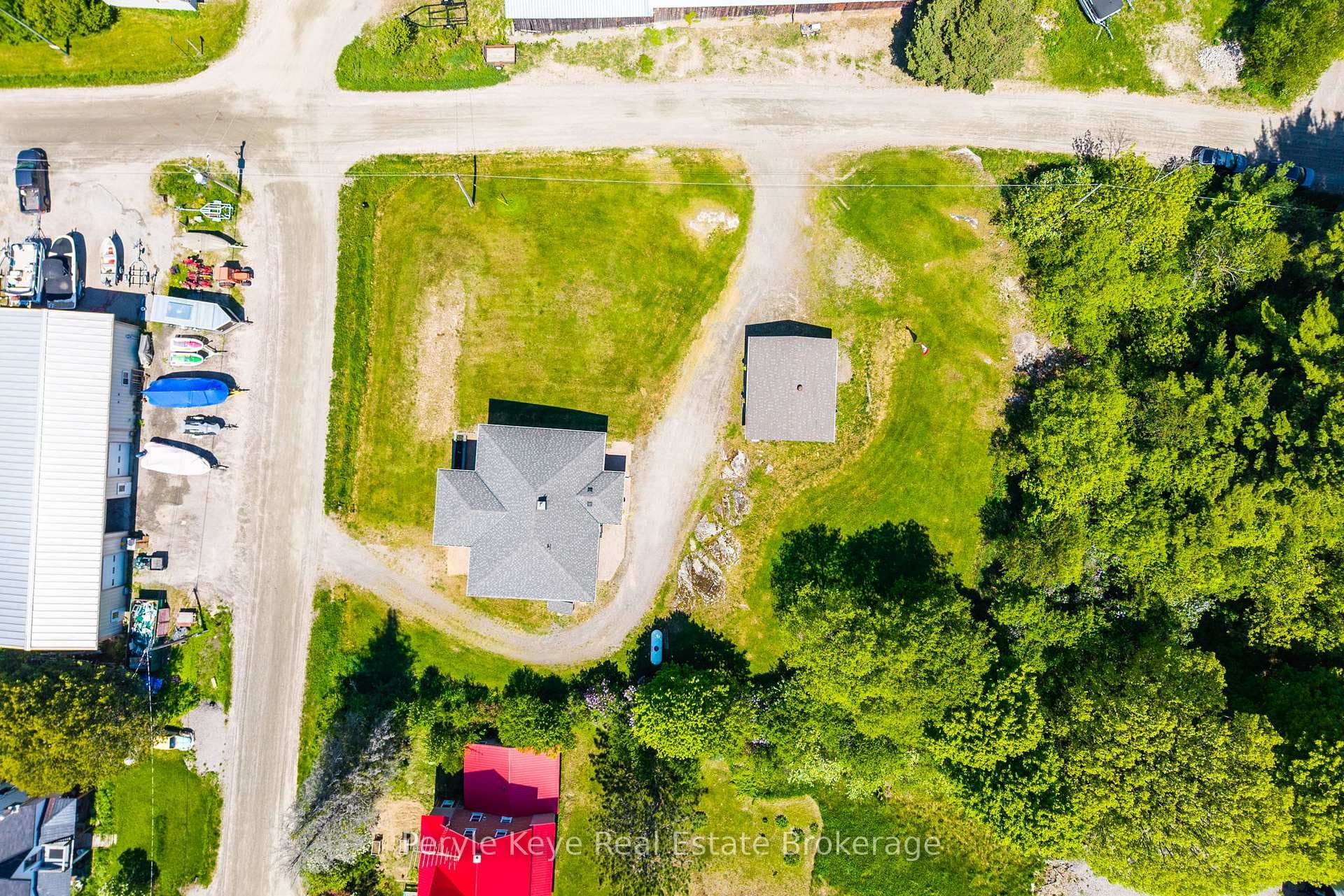 81 Miller Street photo 11