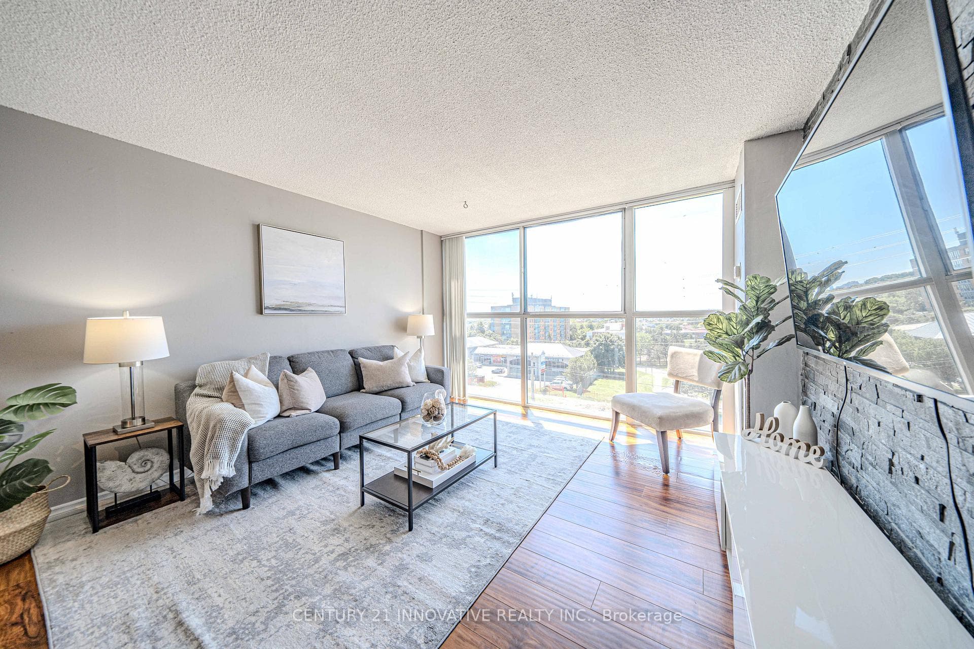 25 Trailwood Drive Unit 602 photo 1
