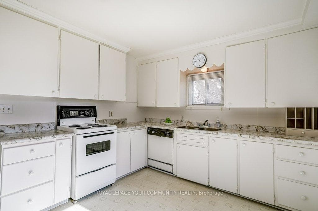 189 Elm Street photo 16