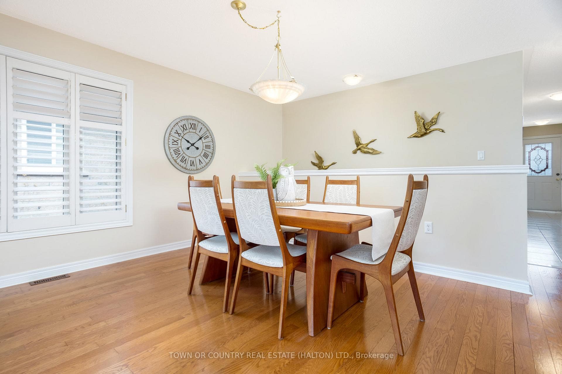 286 Centennial Forest Drive photo 8