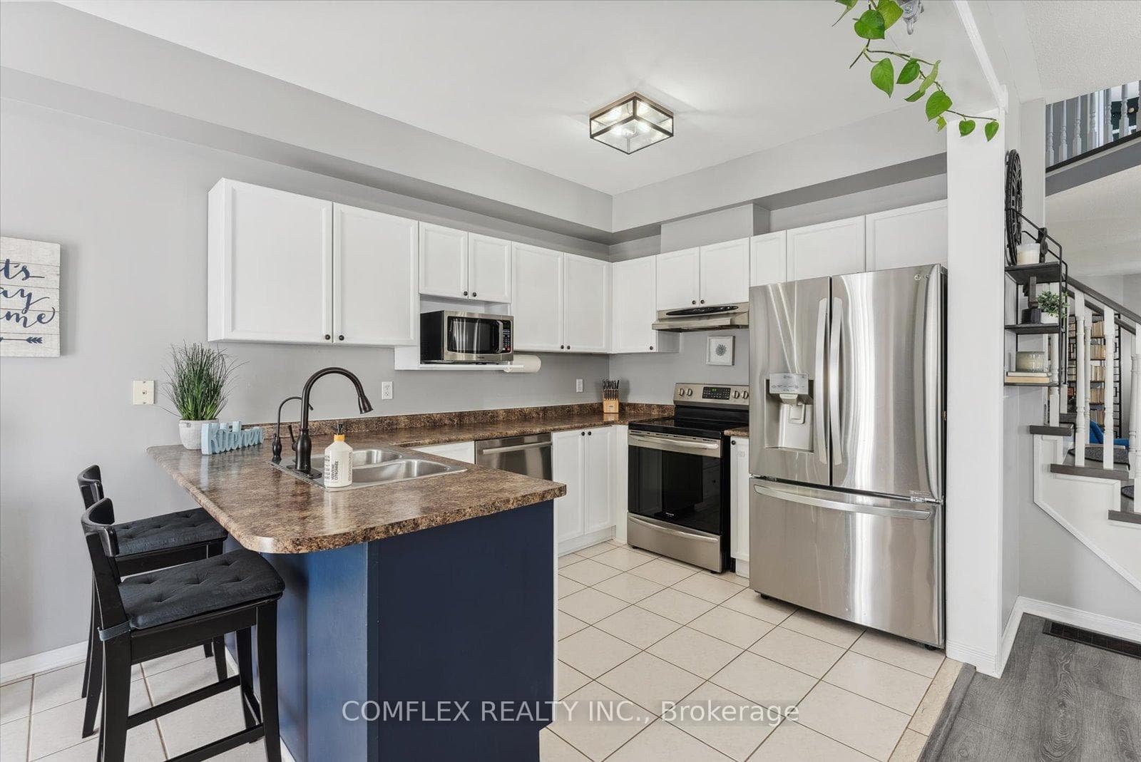 1 Wessex Drive photo 9