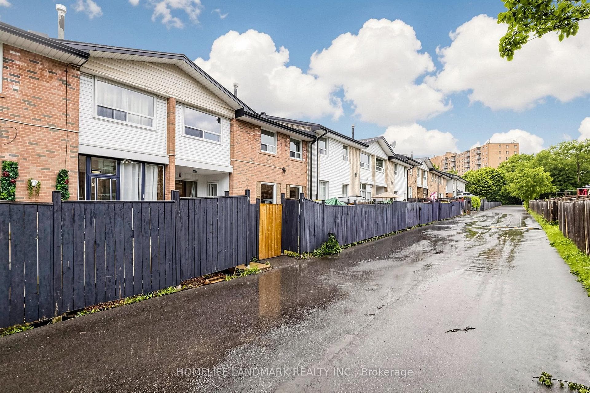61 Ardglen Drive Unit 6 photo 3