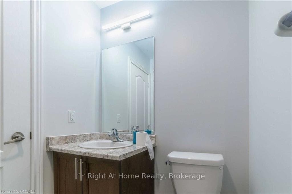 66 KNOTTY PINE Avenue photo 15