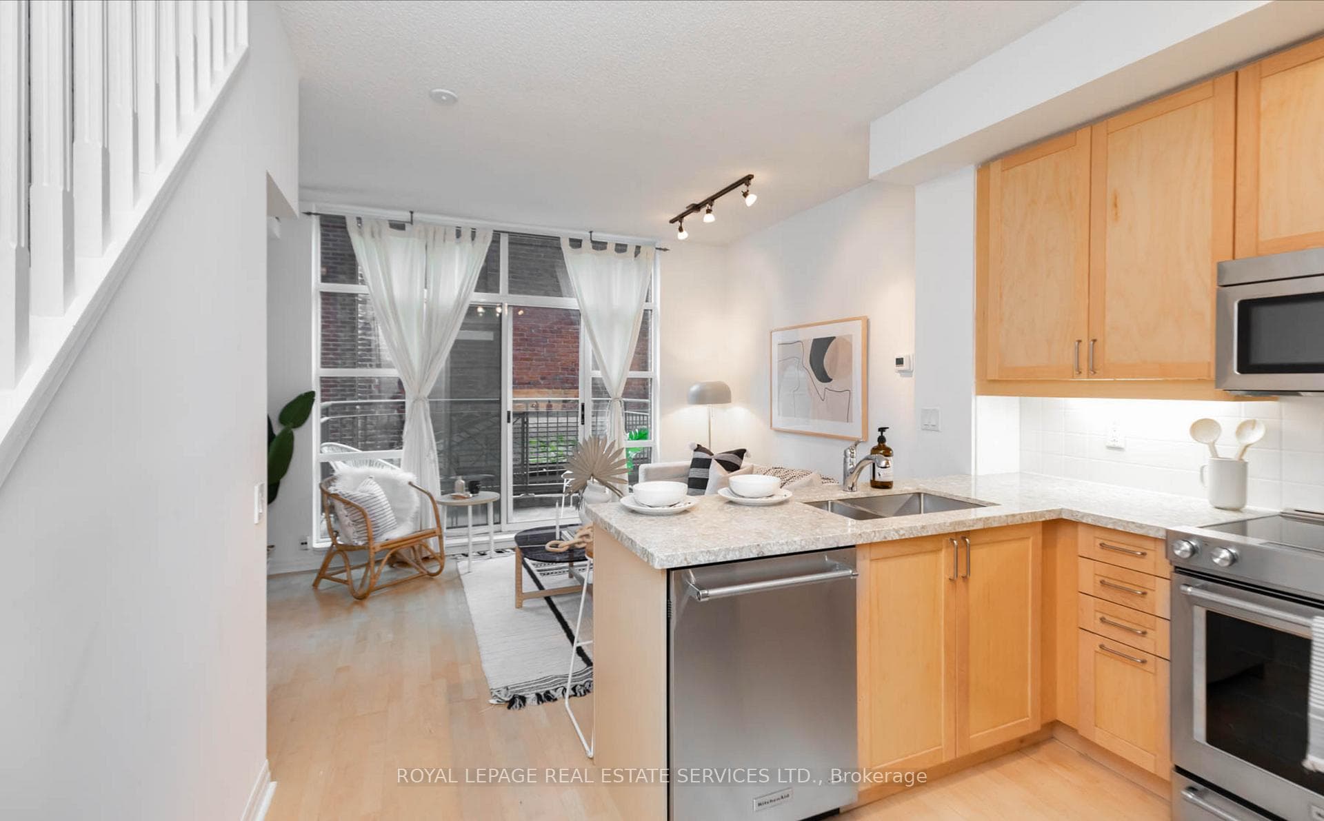 Open concept main level