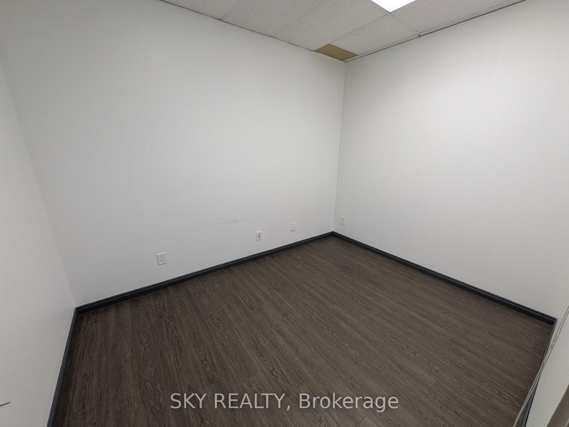 411 Huronia Road Unit 5 photo 12