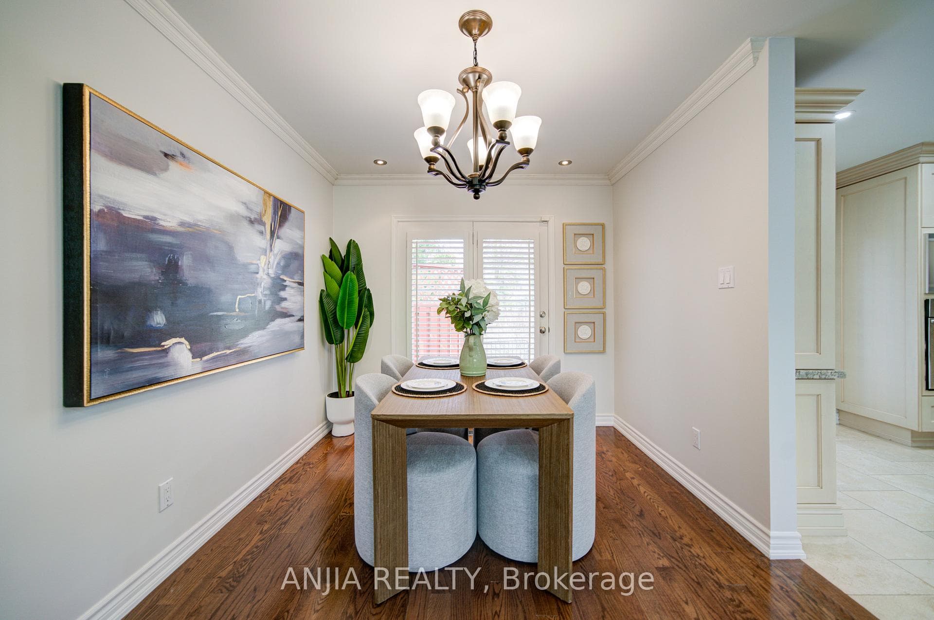 70 Briarwood Road photo 13