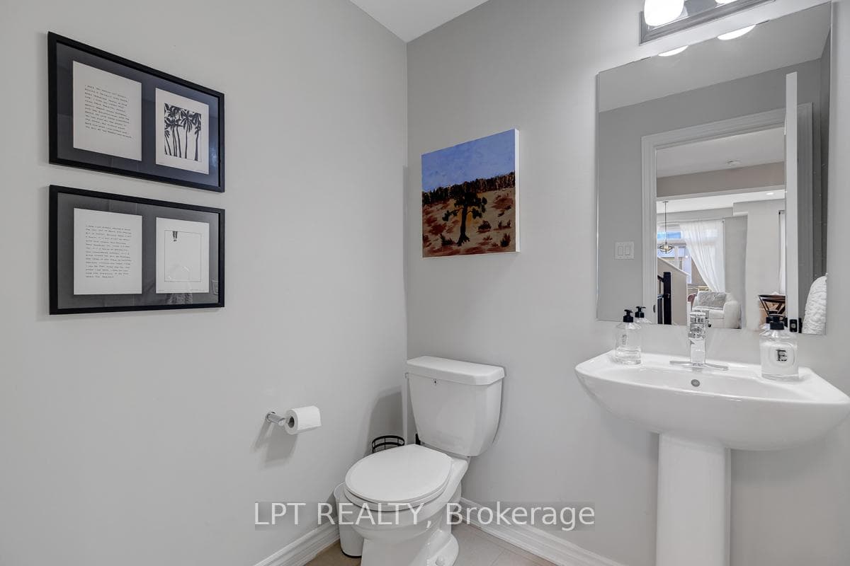 815 Kiniw Private photo 20